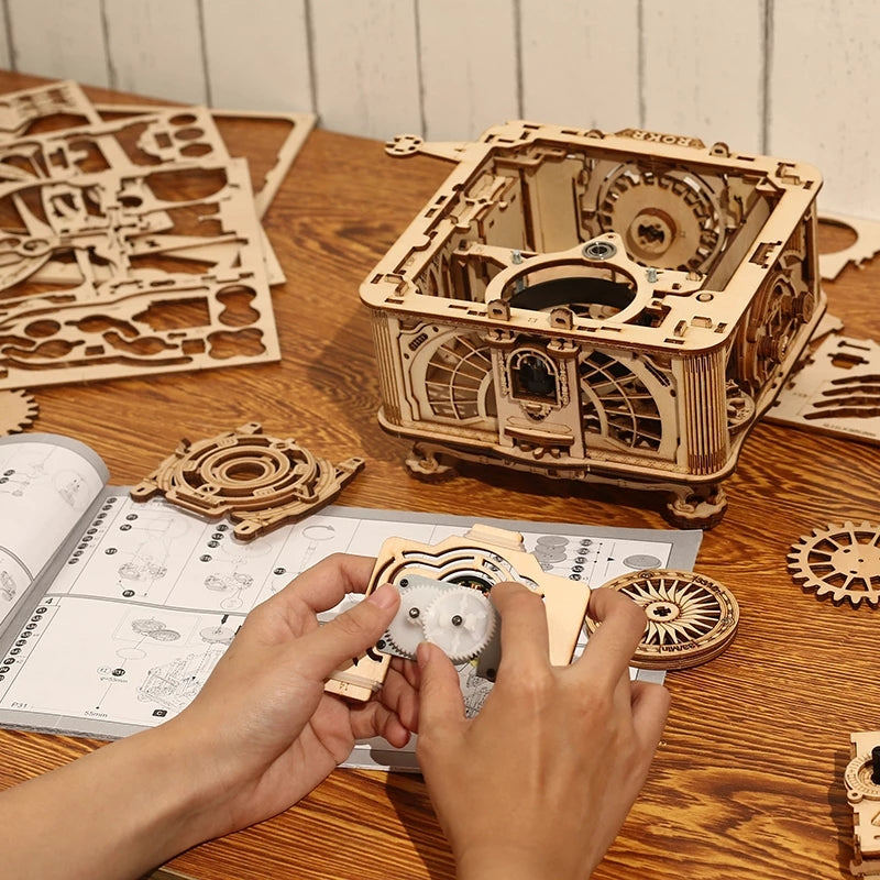 Trendy Hand-Crank Gramophone Wooden Puzzle